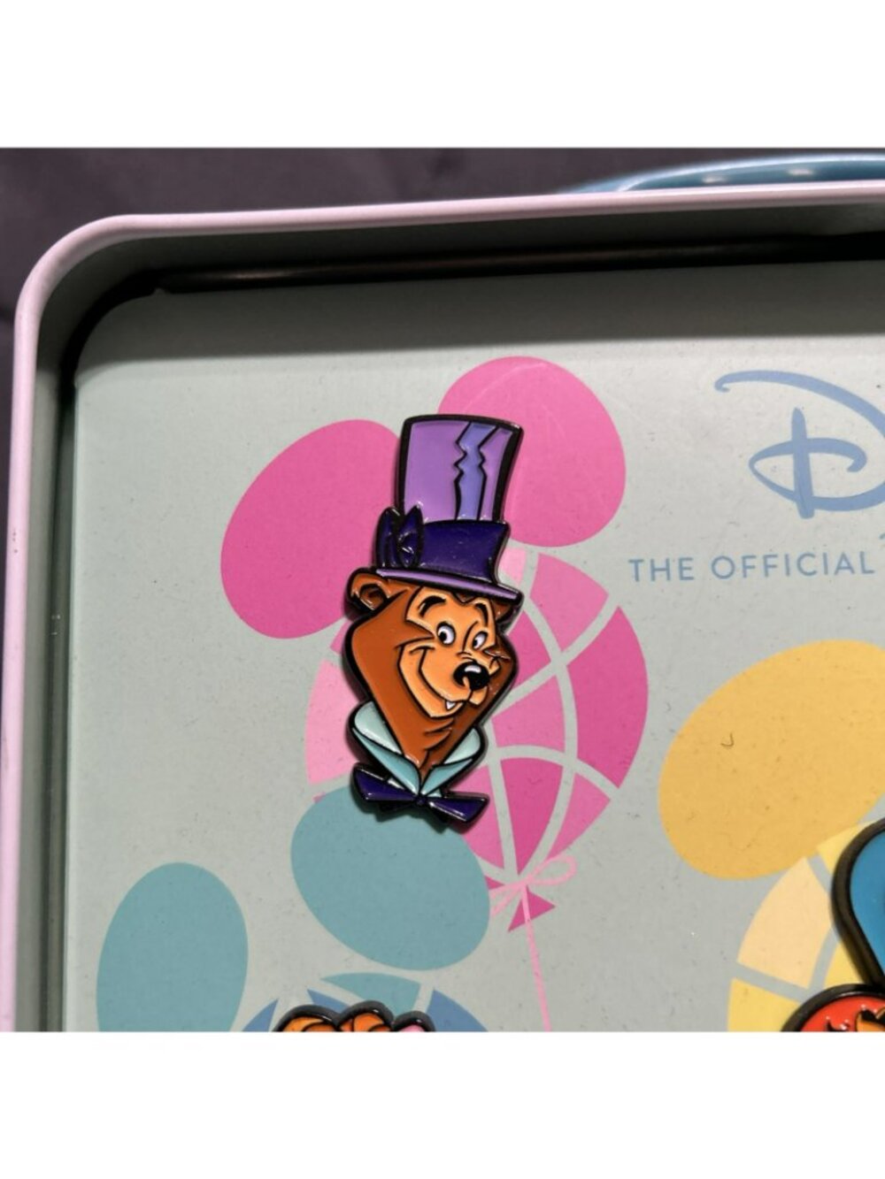 Walt Disney World D23 Collectible Tin & 50th Anniversary Pins Set Multicolor Pre - Picture 6 of 8